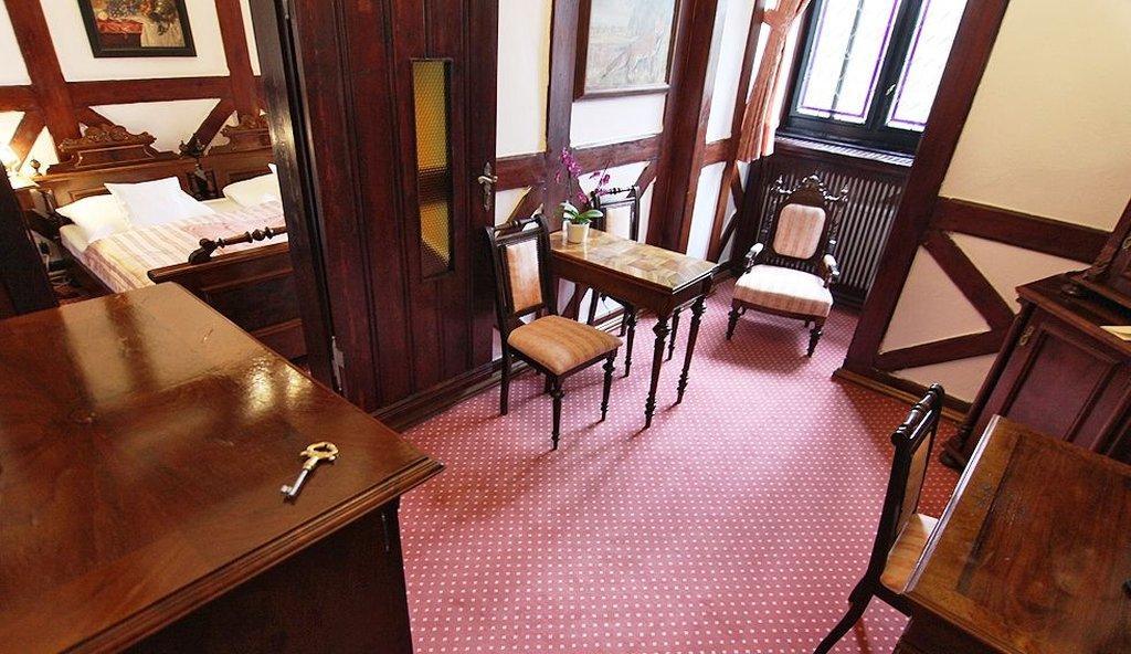Hotel Noma Residence Zameczek Mysliwski Promnice Kobiór Szoba fotó
